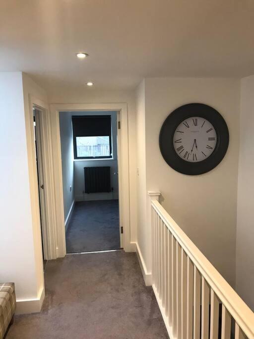 New Town House With *Free Allocated Parking* Apartamento Brighton Exterior foto